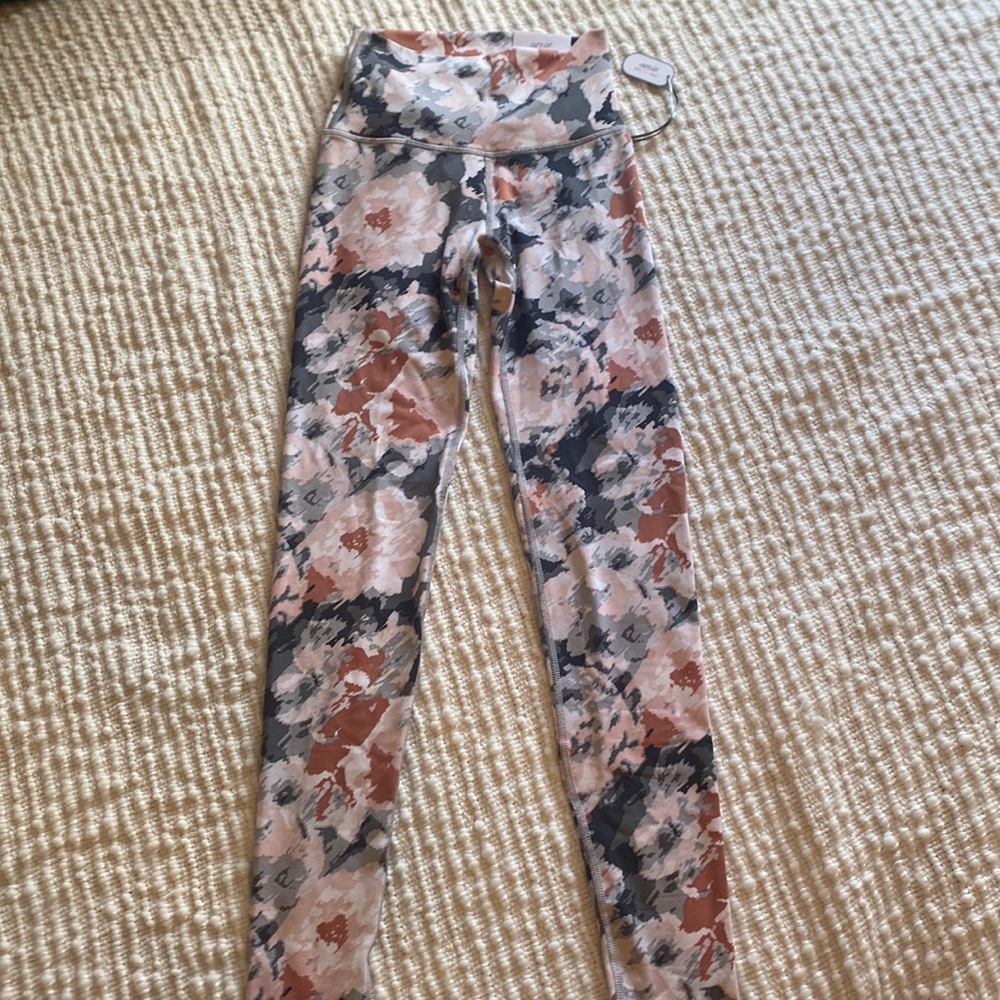 Aerie Chill Play Move Leggings